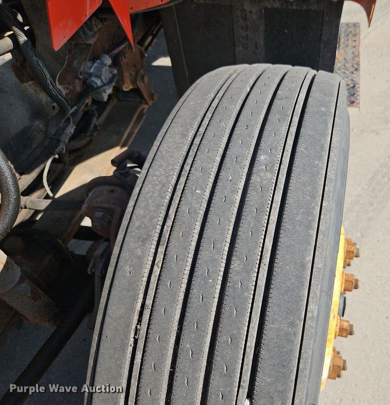 image for item EI8328 2005 International 7400 dump truck