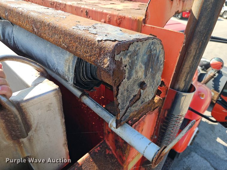 image for item EI8329 2005 International 7400 dump truck