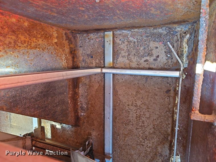 image for item EI8329 2005 International 7400 dump truck