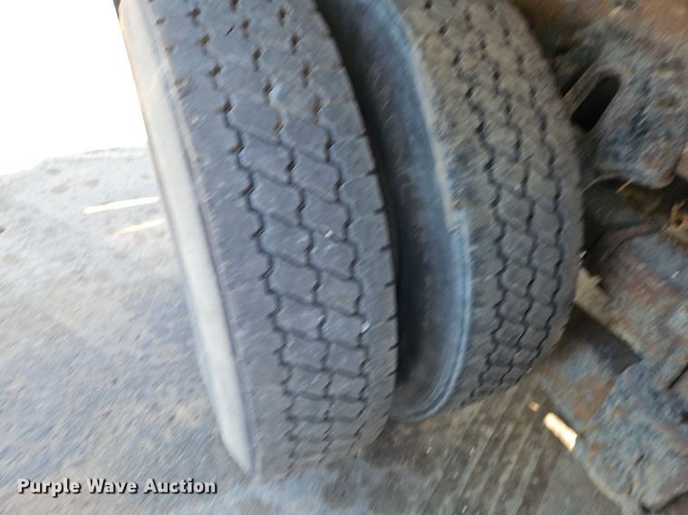 image for item EI8329 2005 International 7400 dump truck