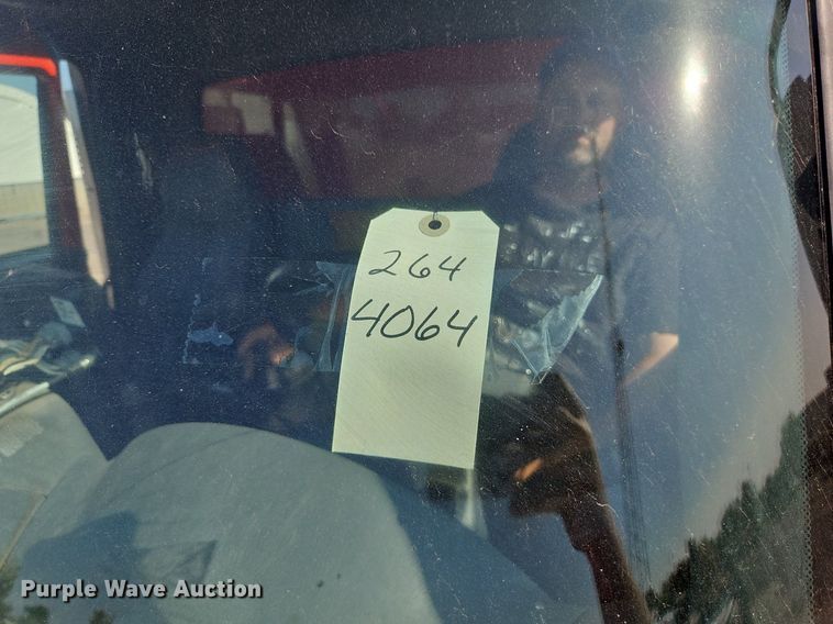 image for item EI8329 2005 International 7400 dump truck