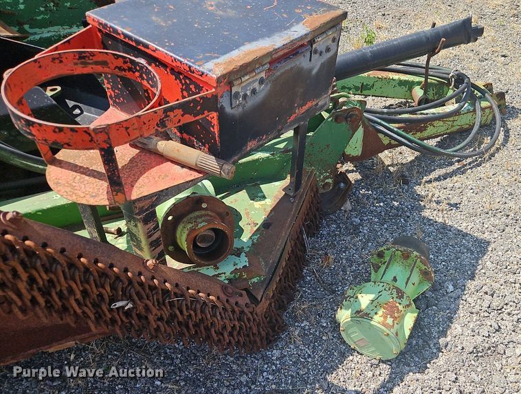 image for item EI8331 2003 Schulte XH1500 batwing rotary mower