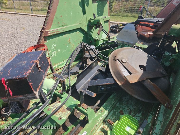 image for item EI8331 2003 Schulte XH1500 batwing rotary mower