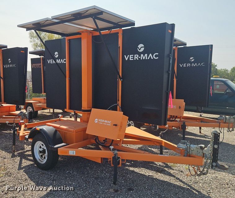 image for item EI8333 2013 Ver-Mac PCMS1210 message board trailer