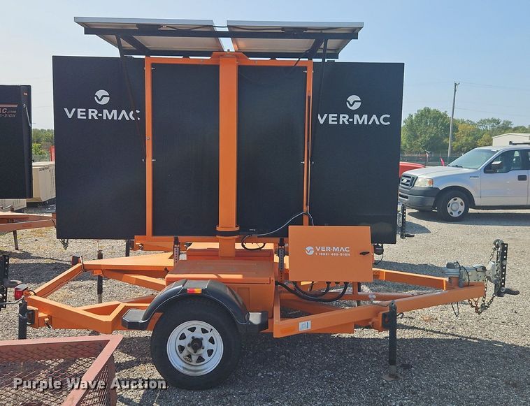 image for item EI8333 2013 Ver-Mac PCMS1210 message board trailer