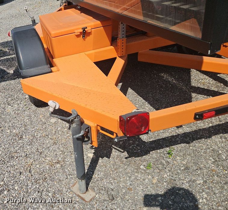 image for item EI8333 2013 Ver-Mac PCMS1210 message board trailer