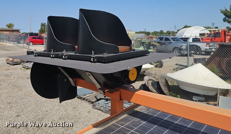 image for item EI8335 2011 R.C. Flagman RCF2.4 traffic signal system