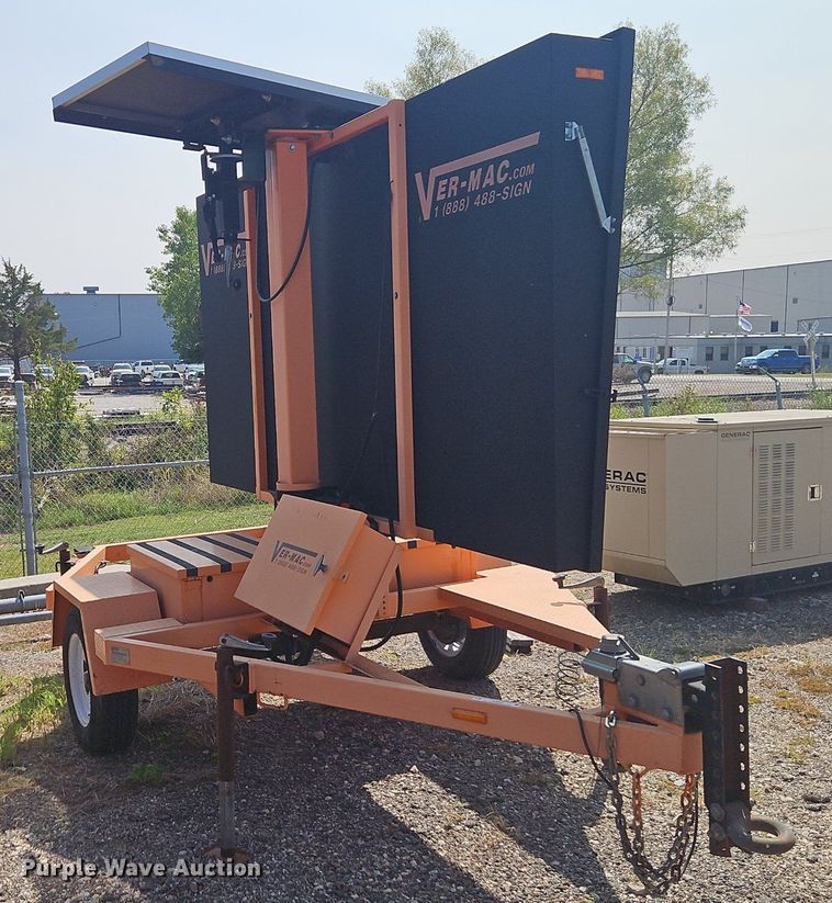 image for item EI8337 2008 Ver-Mac PCMS1210 message board trailer