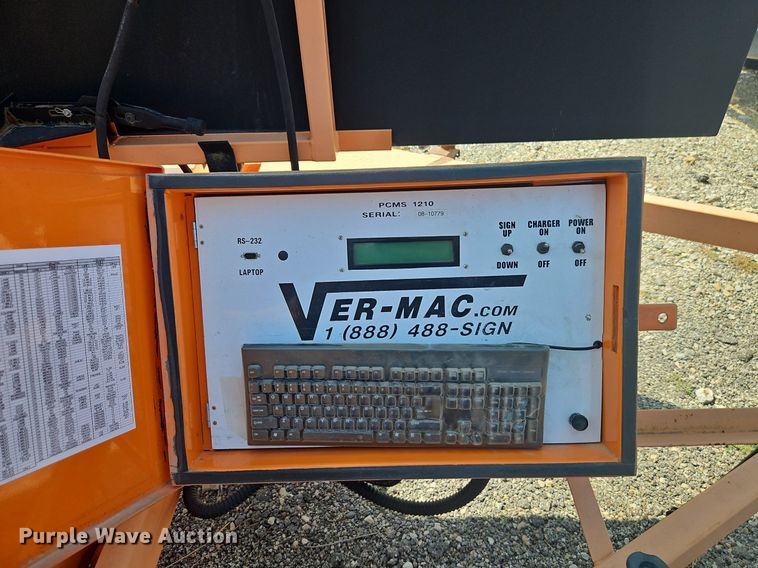 image for item EI8337 2008 Ver-Mac PCMS1210 message board trailer