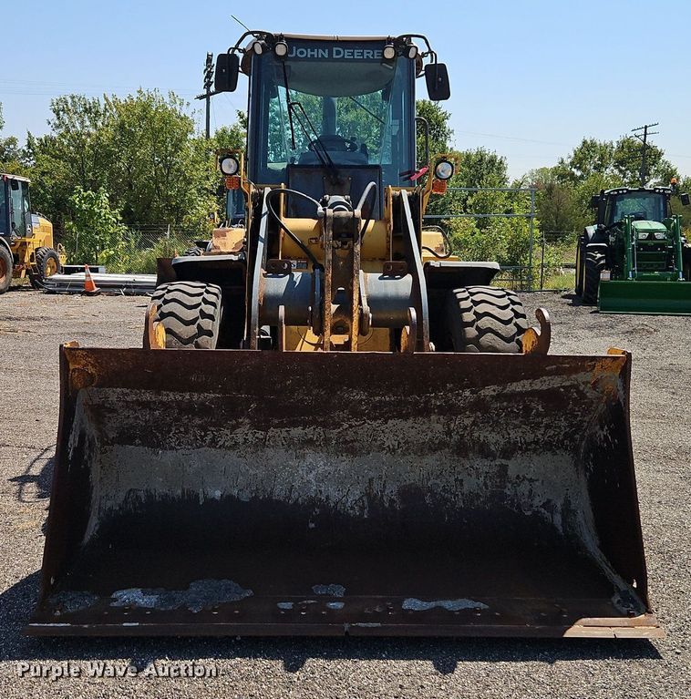 image for item EI8341 2007 John Deere 444J wheel loader