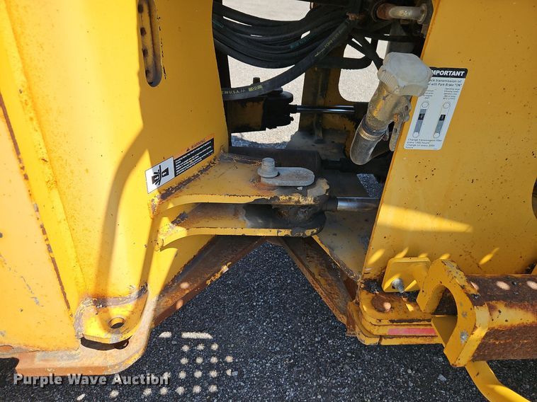 image for item EI8341 2007 John Deere 444J wheel loader