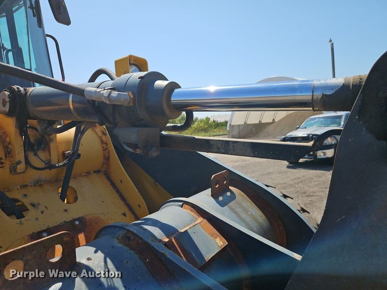 image for item EI8341 2007 John Deere 444J wheel loader