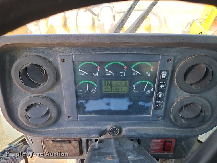 image for item EI8341 2007 John Deere 444J wheel loader