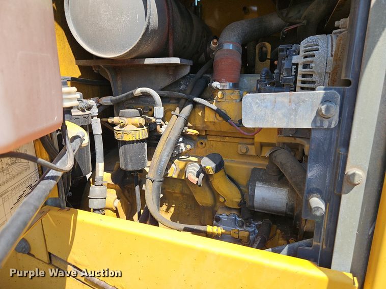 image for item EI8341 2007 John Deere 444J wheel loader