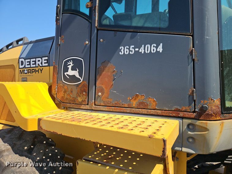 image for item EI8342 2005 John Deere 444J wheel loader