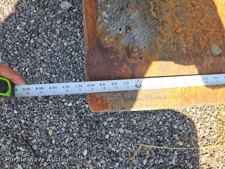 image for item EI8342 2005 John Deere 444J wheel loader