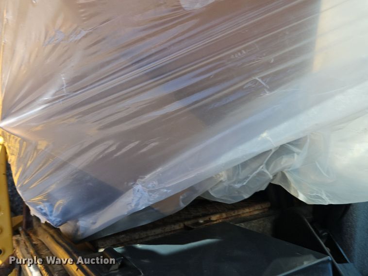 image for item EI8342 2005 John Deere 444J wheel loader