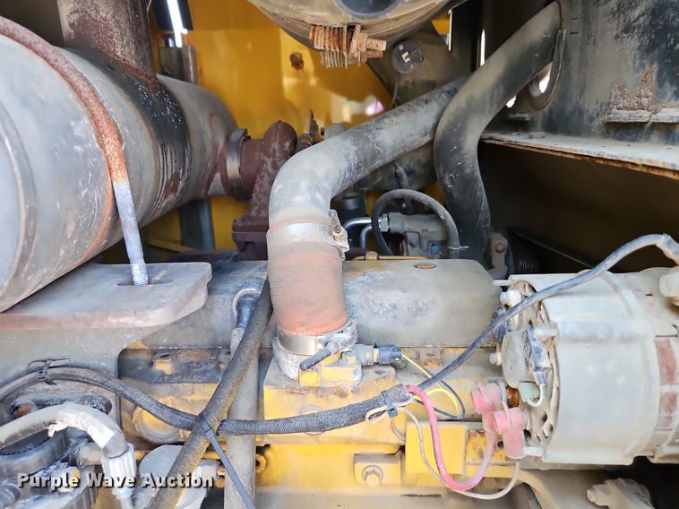 image for item EI8342 2005 John Deere 444J wheel loader