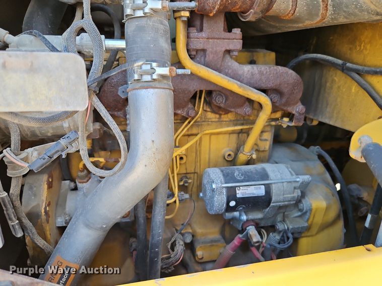 image for item EI8342 2005 John Deere 444J wheel loader