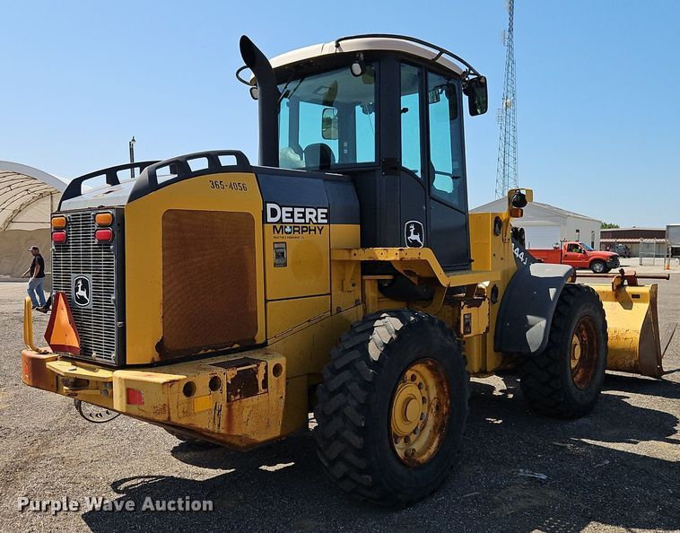 image for item EI8343 2006 John Deere 444J wheel loader