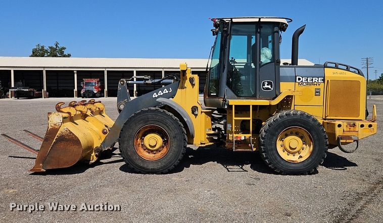 image for item EI8343 2006 John Deere 444J wheel loader