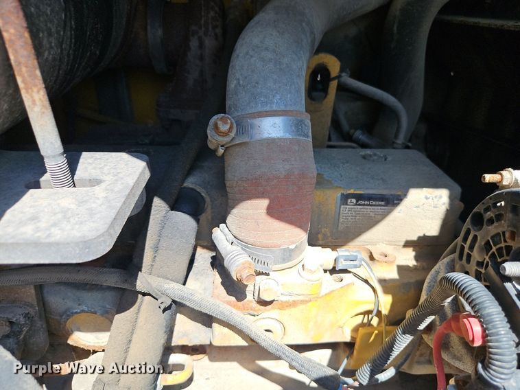 image for item EI8343 2006 John Deere 444J wheel loader