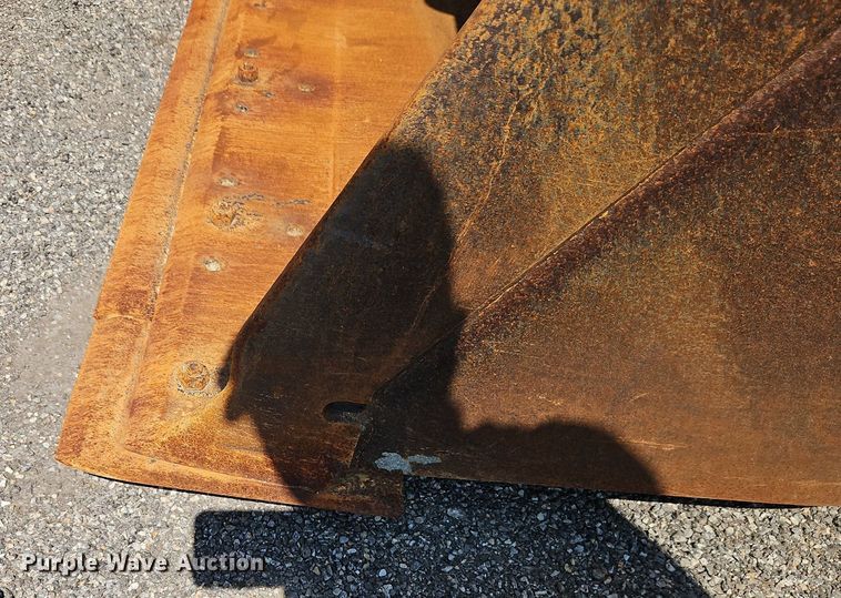 image for item EI8345 2006 John Deere 444J wheel loader