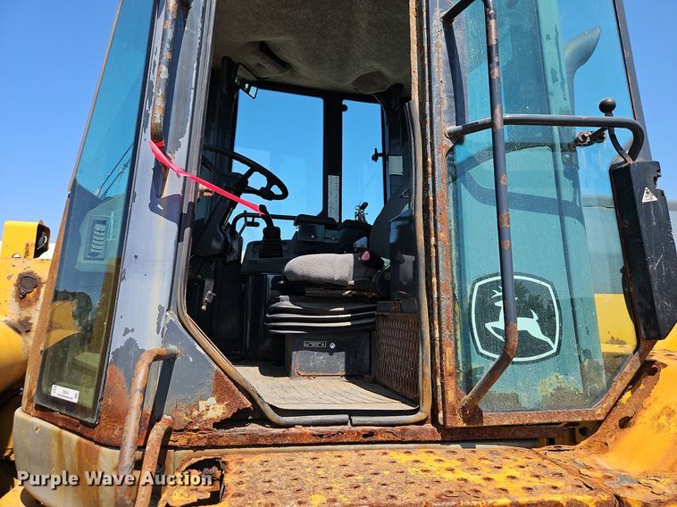 image for item EI8345 2006 John Deere 444J wheel loader