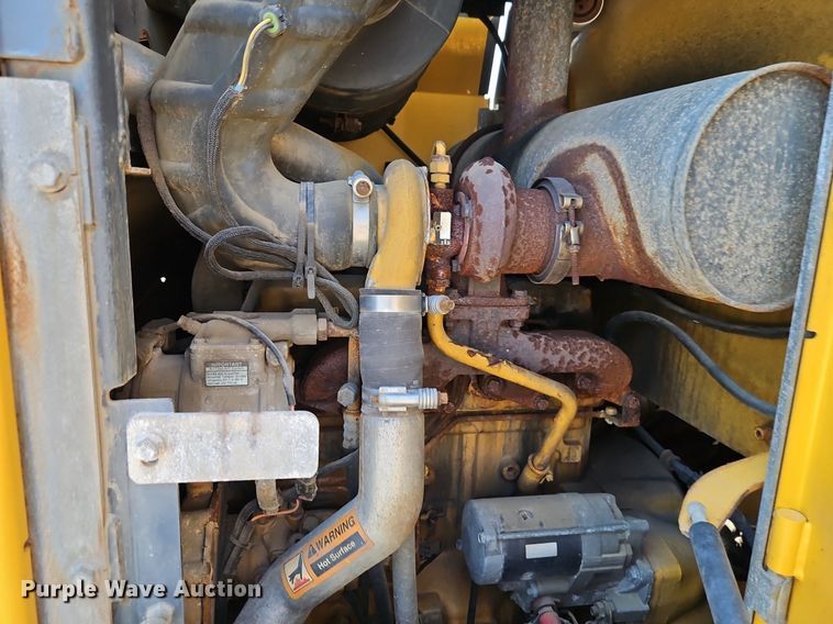 image for item EI8345 2006 John Deere 444J wheel loader