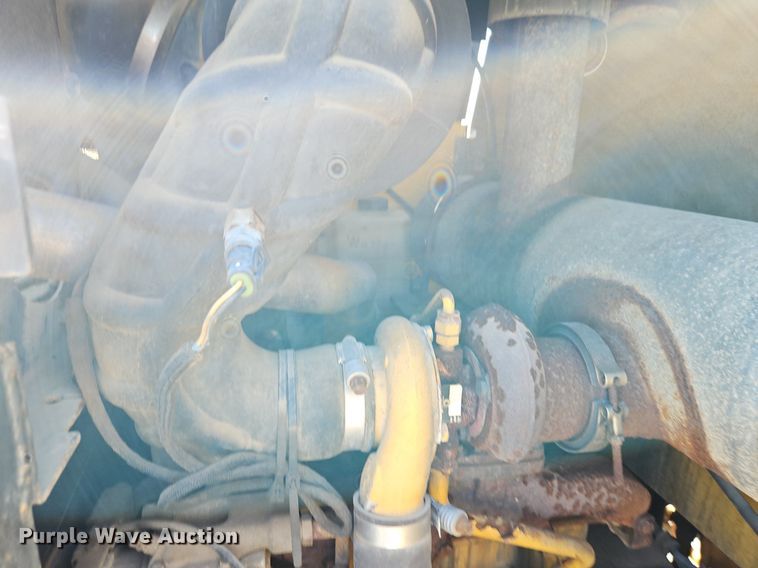 image for item EI8345 2006 John Deere 444J wheel loader