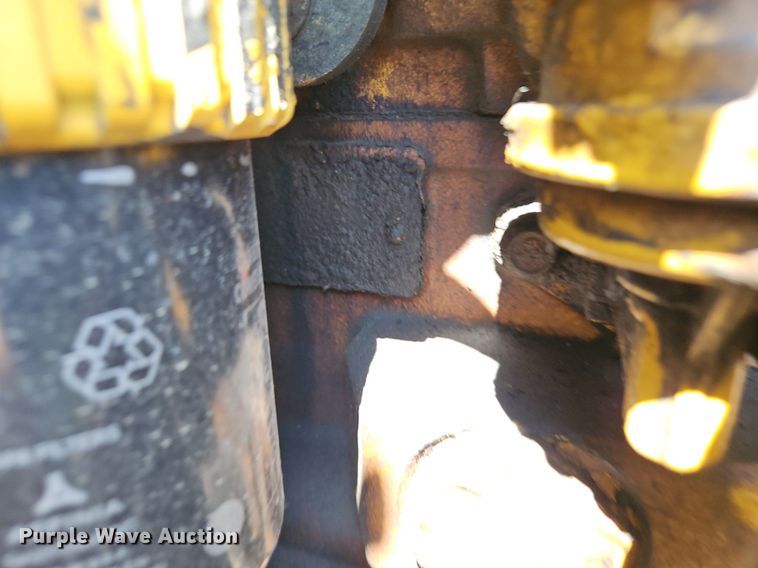 image for item EI8345 2006 John Deere 444J wheel loader