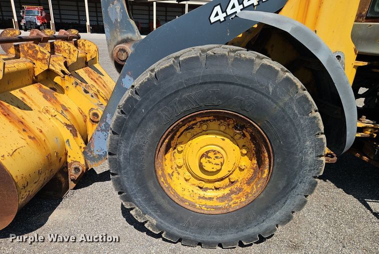 image for item EI8345 2006 John Deere 444J wheel loader