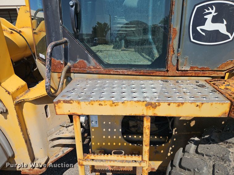 image for item EI8346 2007 John Deere 444J wheel loader