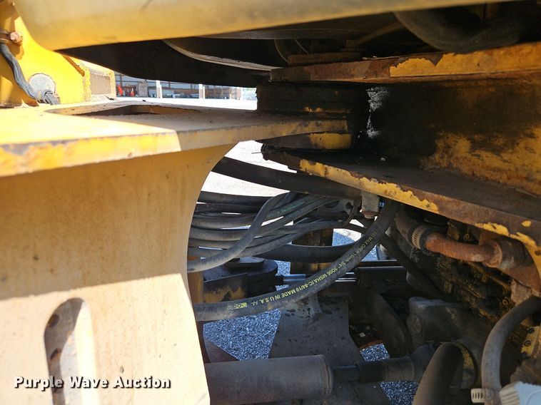 image for item EI8346 2007 John Deere 444J wheel loader