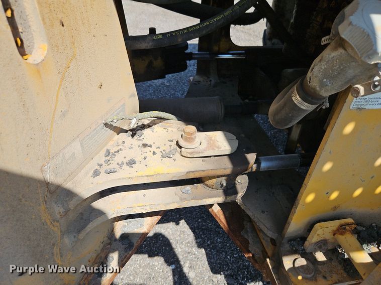 image for item EI8346 2007 John Deere 444J wheel loader