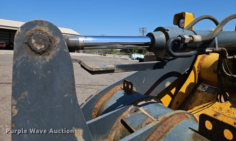 image for item EI8346 2007 John Deere 444J wheel loader