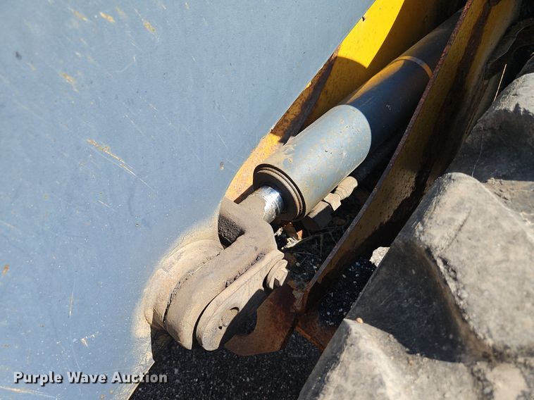 image for item EI8346 2007 John Deere 444J wheel loader