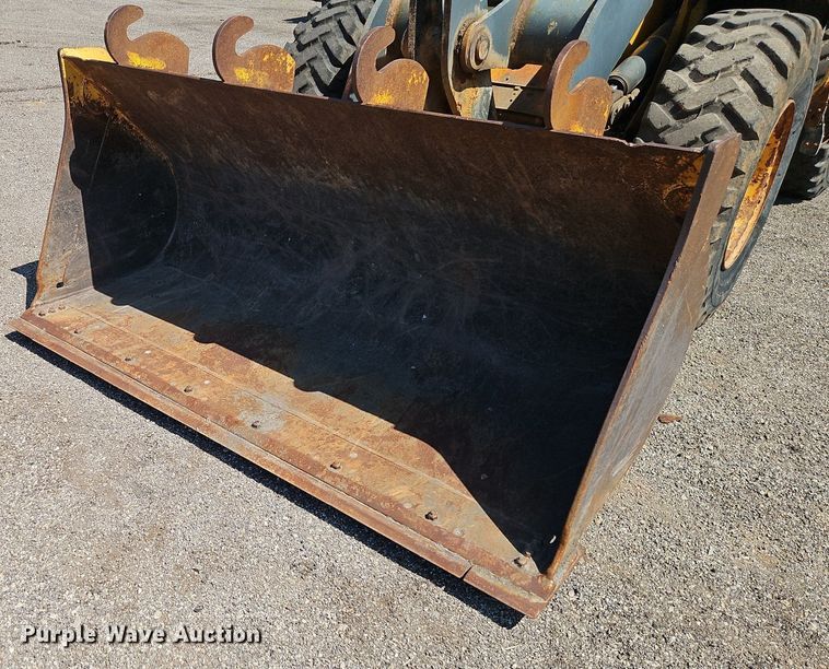 image for item EI8346 2007 John Deere 444J wheel loader
