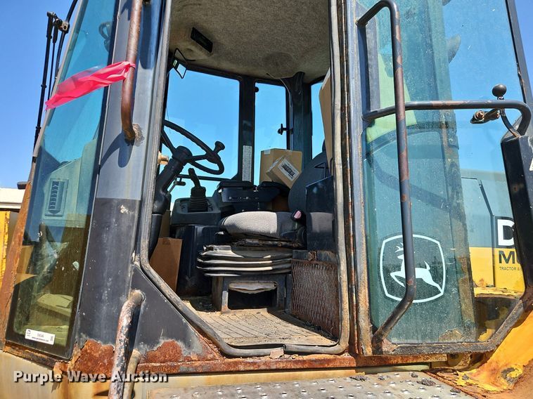 image for item EI8346 2007 John Deere 444J wheel loader