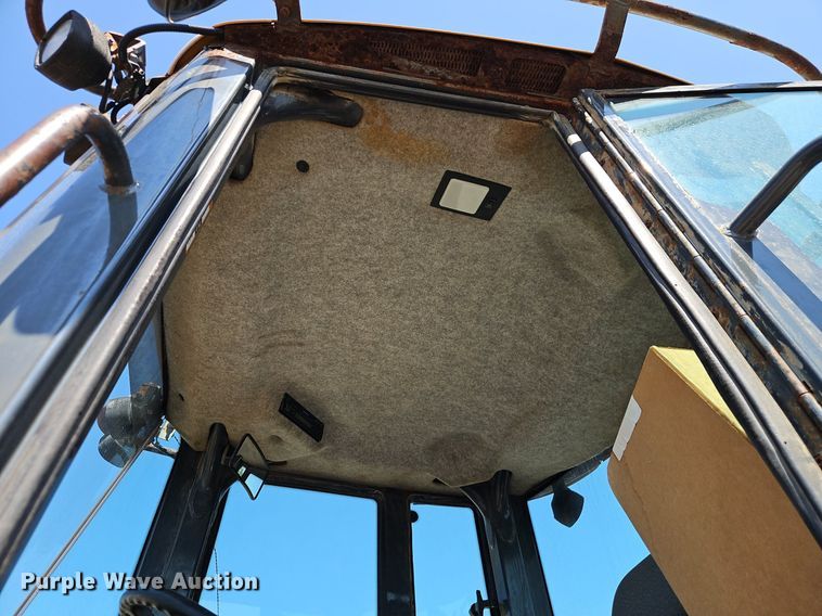 image for item EI8346 2007 John Deere 444J wheel loader