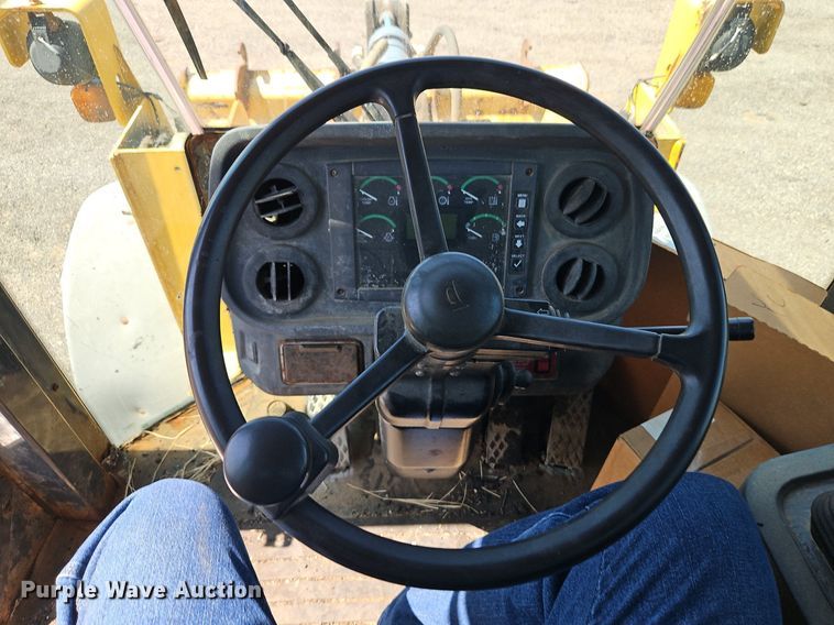 image for item EI8346 2007 John Deere 444J wheel loader