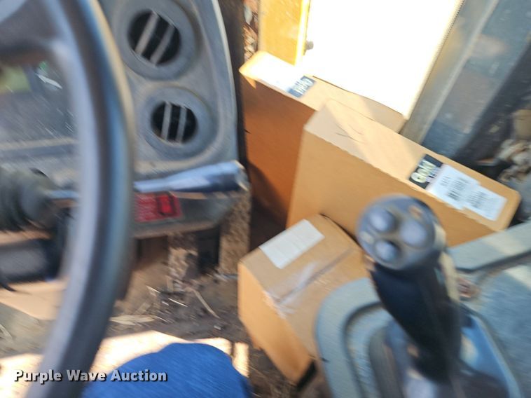 image for item EI8346 2007 John Deere 444J wheel loader