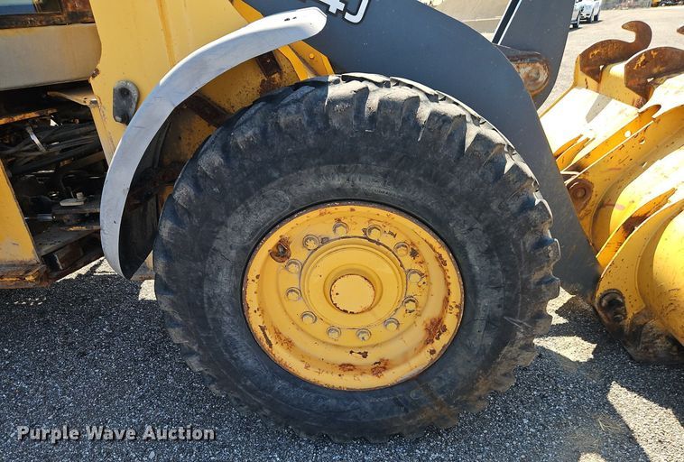 image for item EI8346 2007 John Deere 444J wheel loader