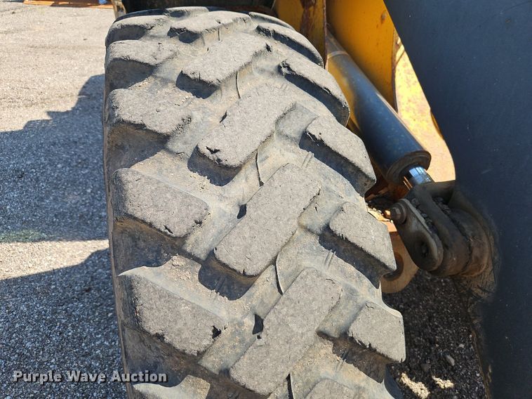 image for item EI8346 2007 John Deere 444J wheel loader