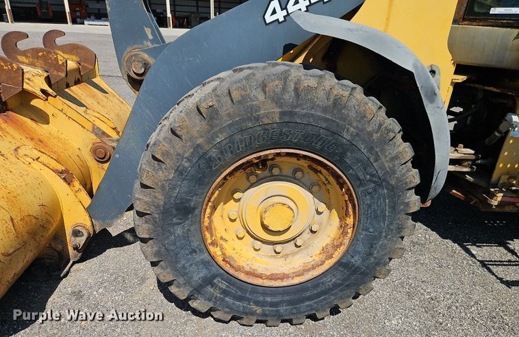 image for item EI8346 2007 John Deere 444J wheel loader