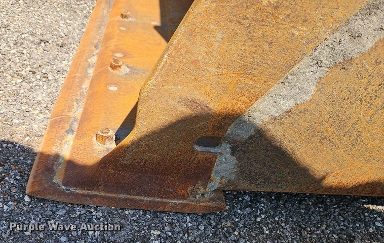 image for item EI8347 2006 John Deere 444J wheel loader