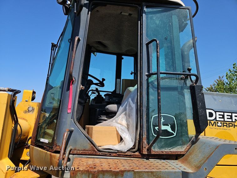 image for item EI8347 2006 John Deere 444J wheel loader