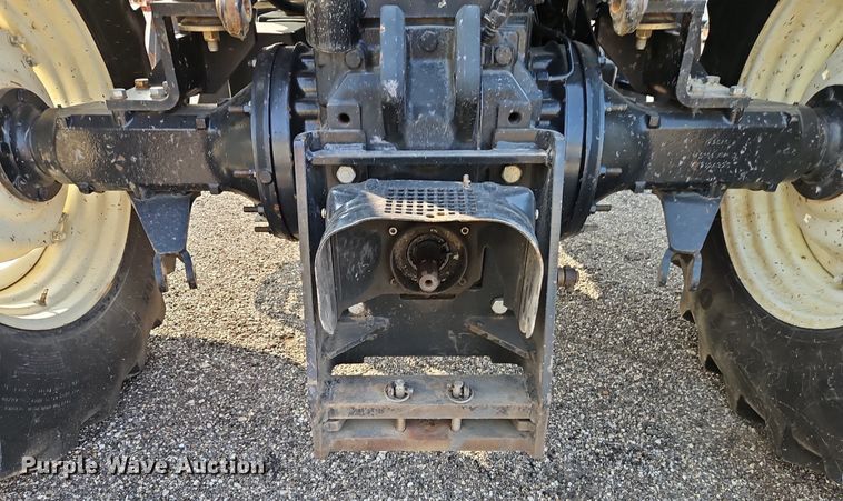 image for item EI8352 2006 New Holland TS110A tractor