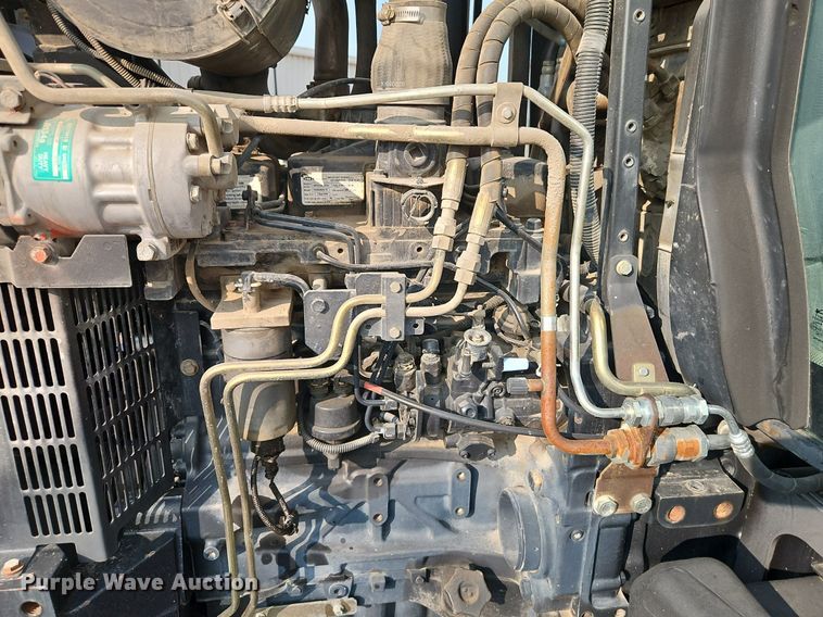 image for item EI8352 2006 New Holland TS110A tractor