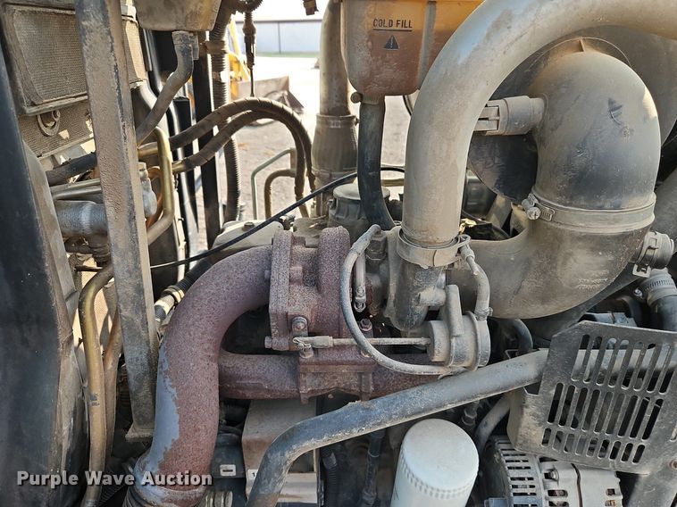 image for item EI8352 2006 New Holland TS110A tractor